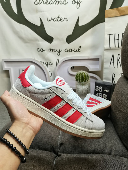 Adidas - Campus 00’s