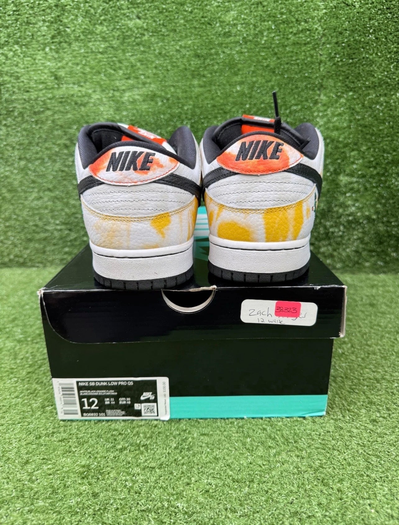 Nike SB - Raygun Tie Dye white