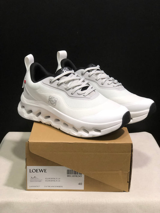 On / Loewe - ON Cloudtilt 2