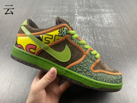 A Nike SB Dunk- De la Soul