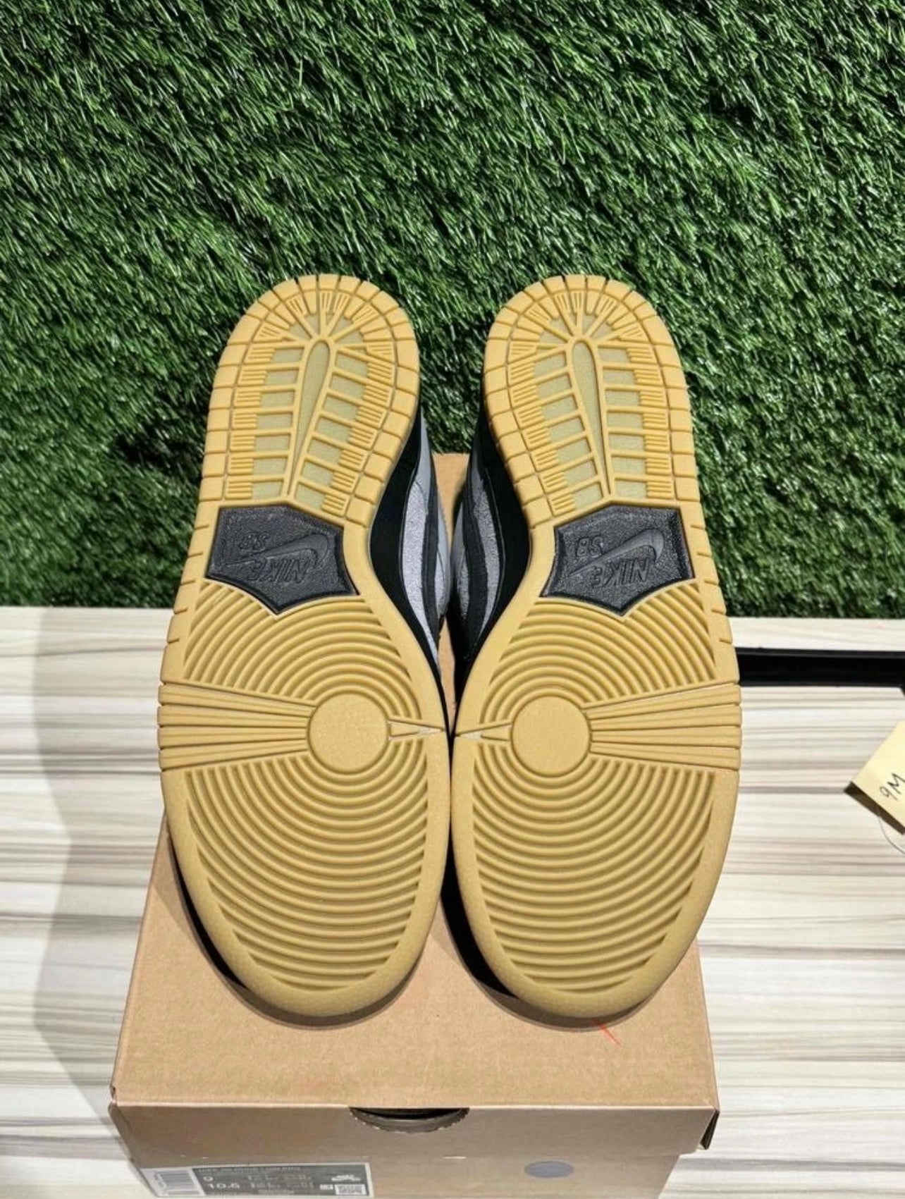 A Nike Dunk - ISO Cool Grey