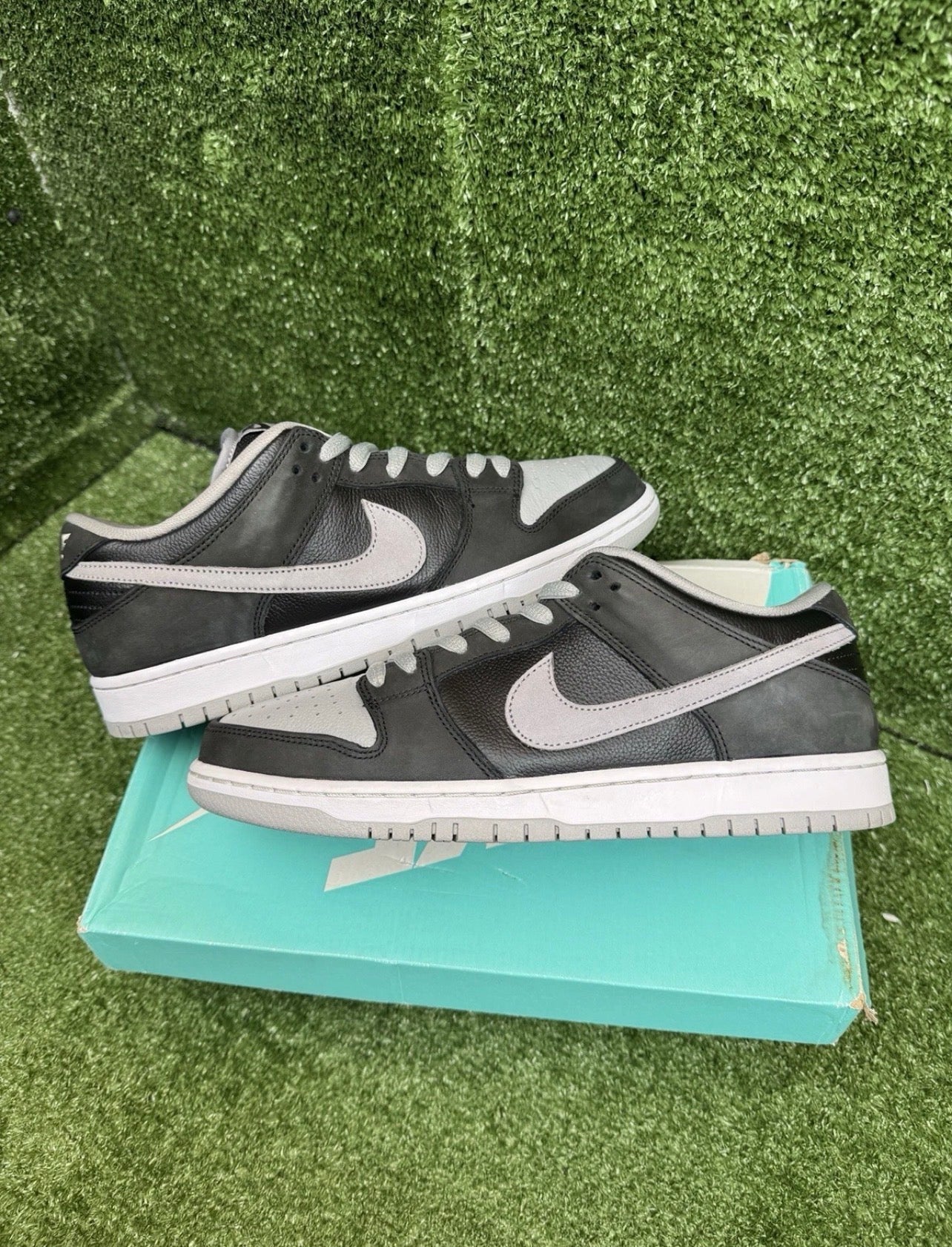 A Nike SB Dunk - J Pack Shadow