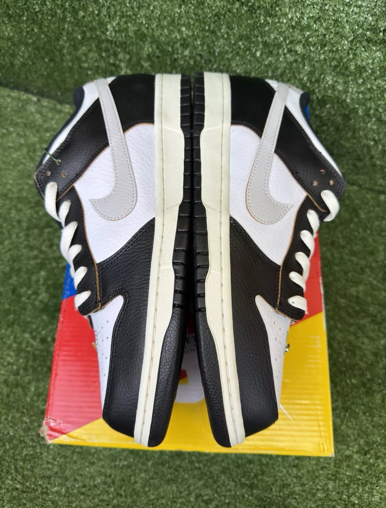 A Nike SB Dunk- HUF San Fransisco