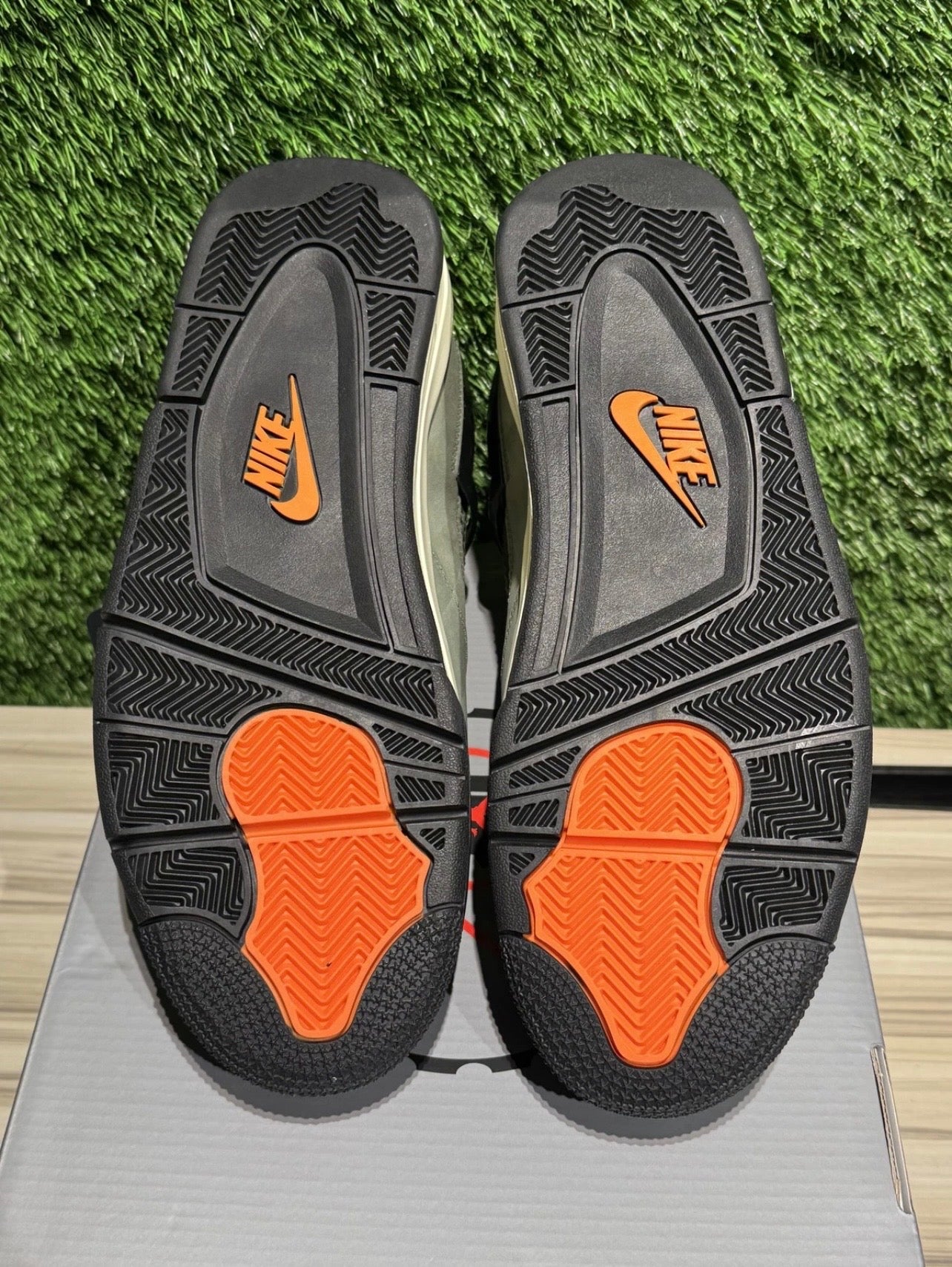 Jordan 4 - Undefeated 2025